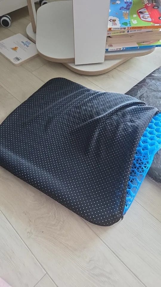 Customer photo review of Cojín de gel viscoelástico con forma de panal