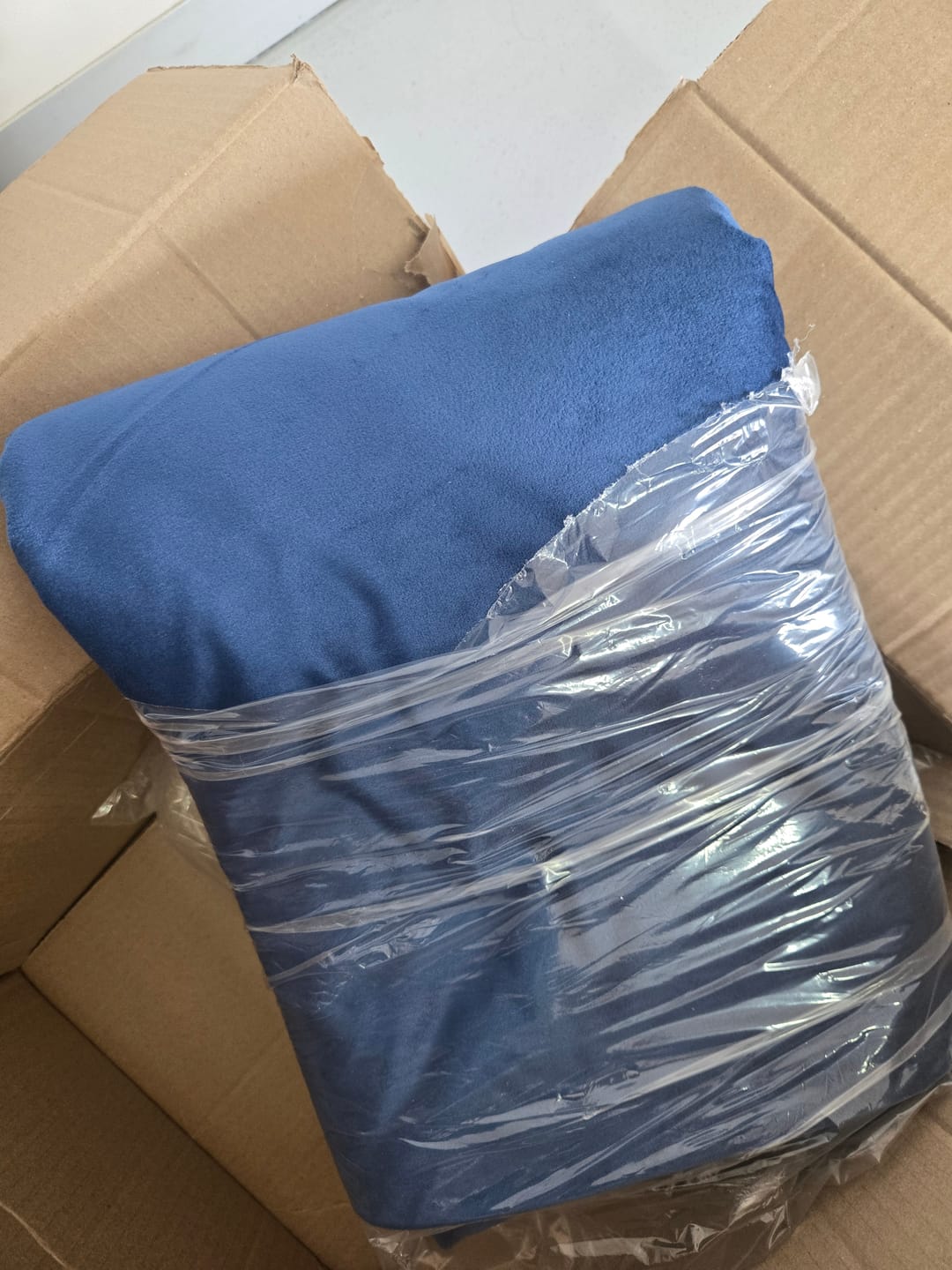 Customer photo review of Valencia Velvet Niagra