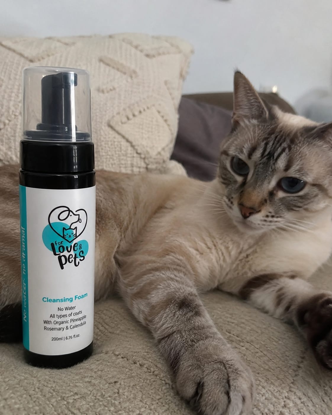 Customer photo review of Αφρός Καθαρισμού Χωρίς Νερό για Σκύλους & Γάτες - Καθαρό Τρίχωμα Χωρίς Μπάνιο