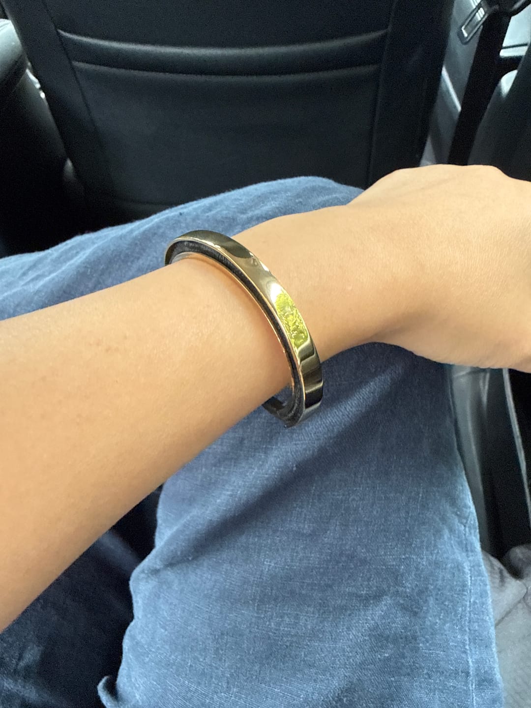 Customer photo review of Hair-tie Hider Cuff Bracelet