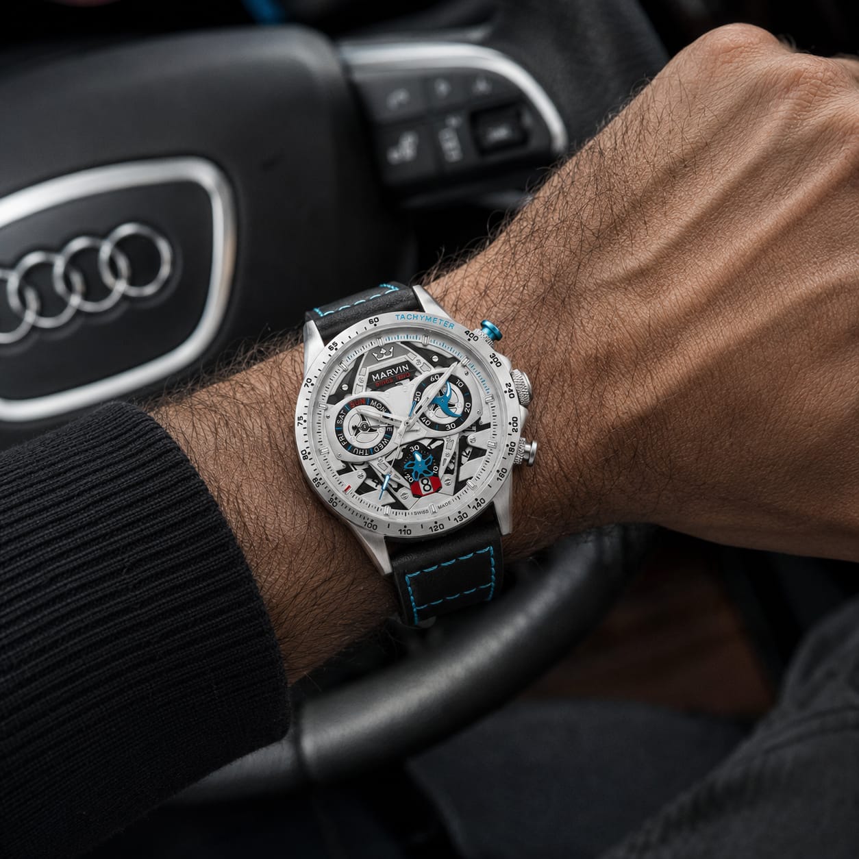 Customer photo review of Sports-Style Quartz Watch