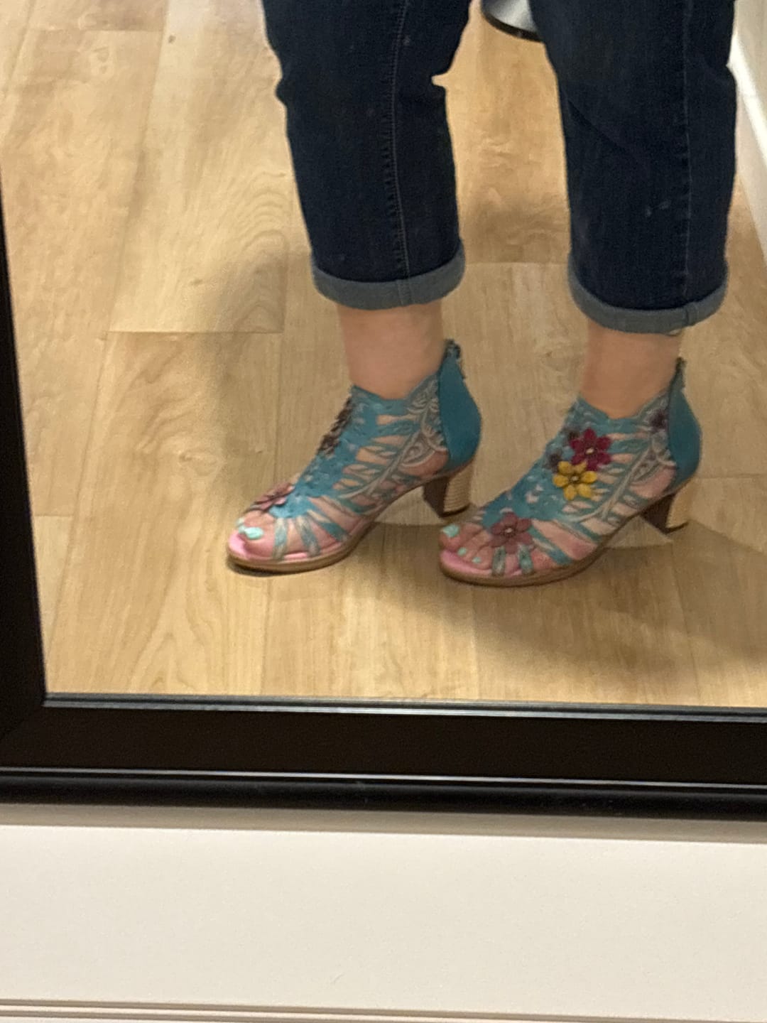Customer photo review of Blooming Vine Romantic Cutout Sandals
