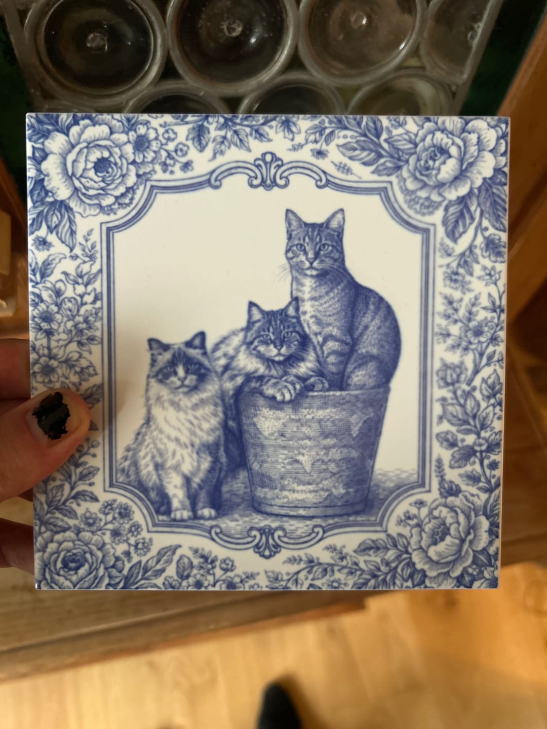 Customer photo review of Personalisierte Deko-Fliese - Toile de Jouy