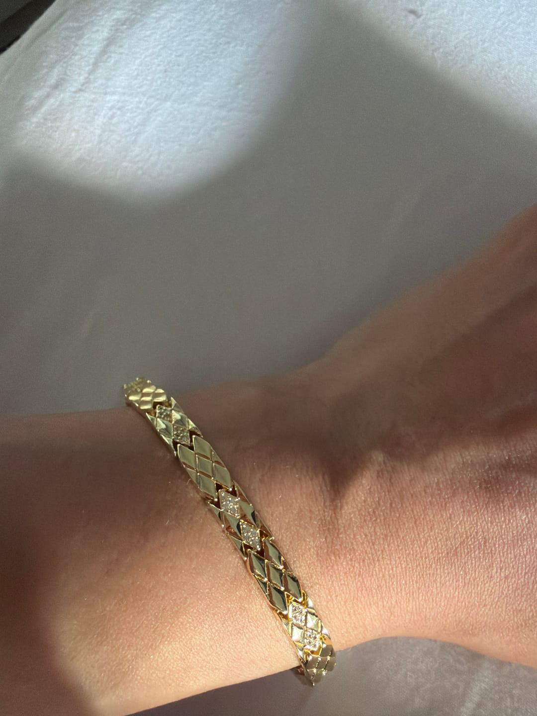 Customer photo review of Armaband VIP Hasir Luna -14K vergoldet