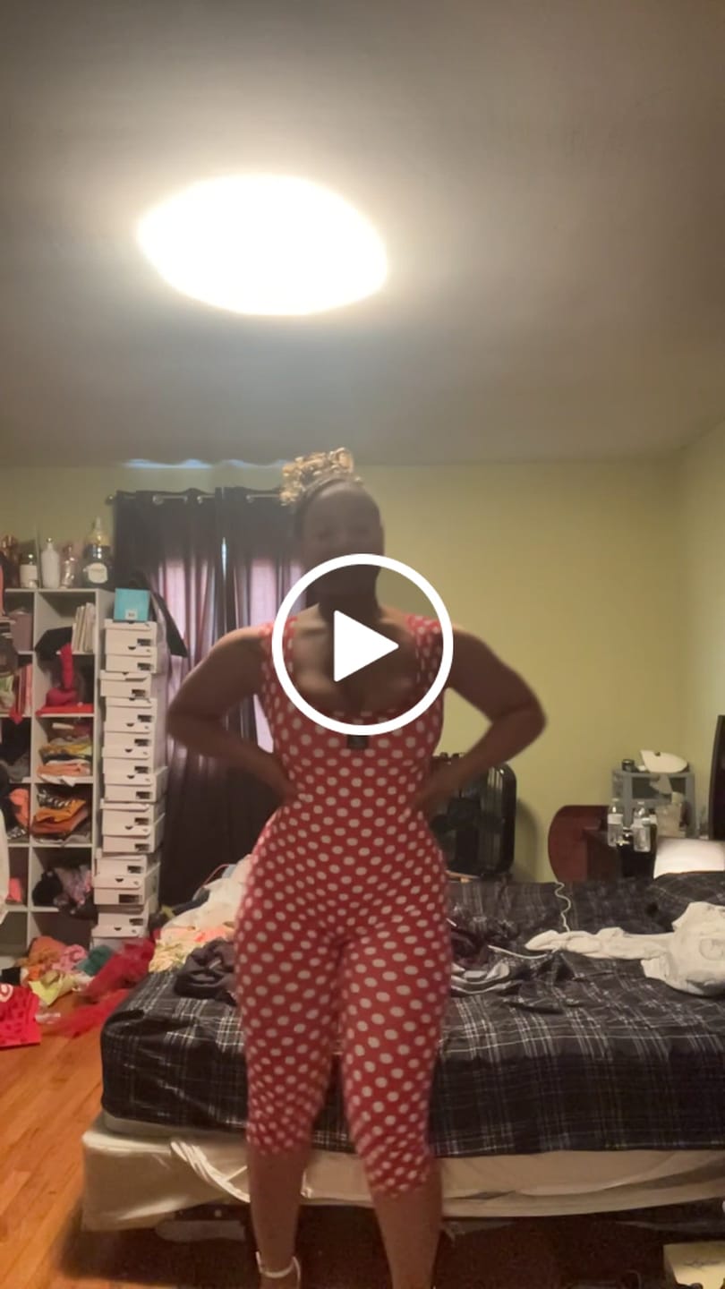 Customer video review of Snow White Capri