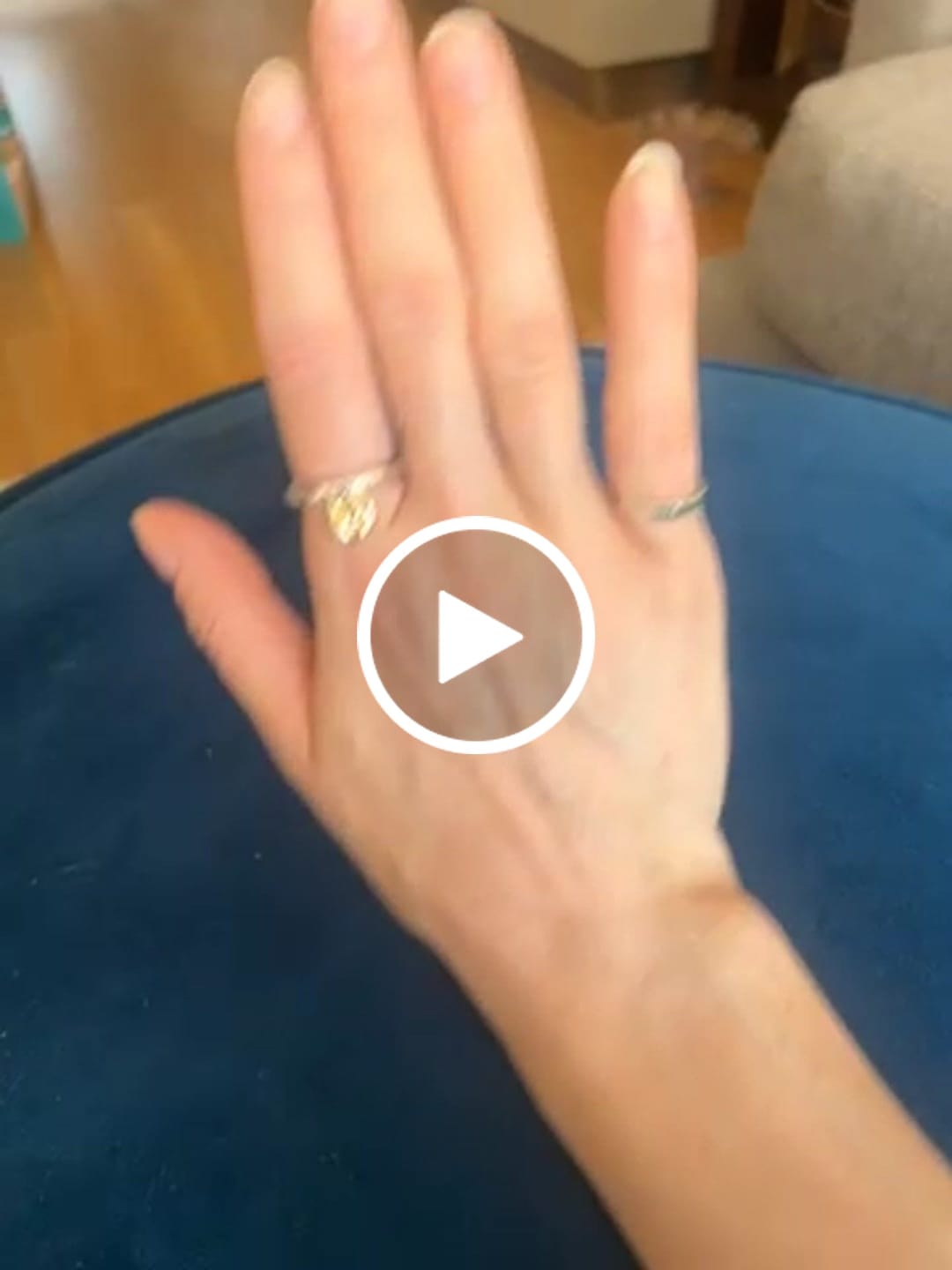 Customer video review of Circle Accent Ring