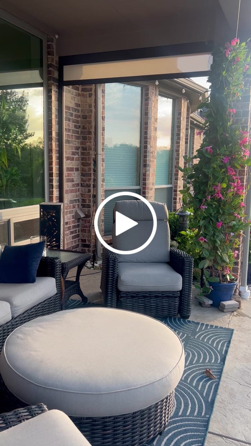 Customer video review of SmartWings Motorized Zipper Track Windproof Outdoor Shades