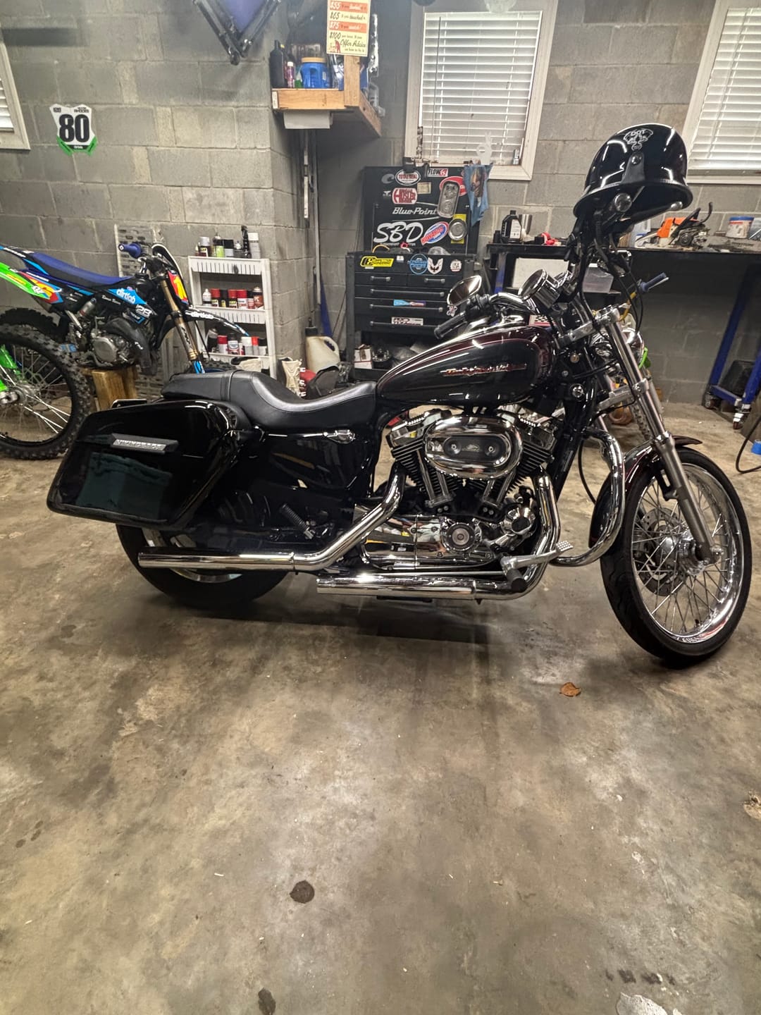 Customer photo review of 36L - Lamellar Raven Extra Large Shock Cut-out Painted Hard Saddlebags for Harley Sportster 1200 Custom XL1200C/XLH1200C