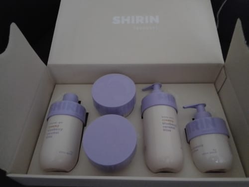 Customer photo review of The Complete Bodycare - 5er Set Creamy Blueberry Caramel Bliss