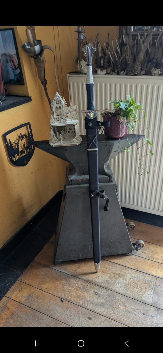 Customer photo review of The Dragonwhisper Longsword Version 2 with Fishtail Pommel