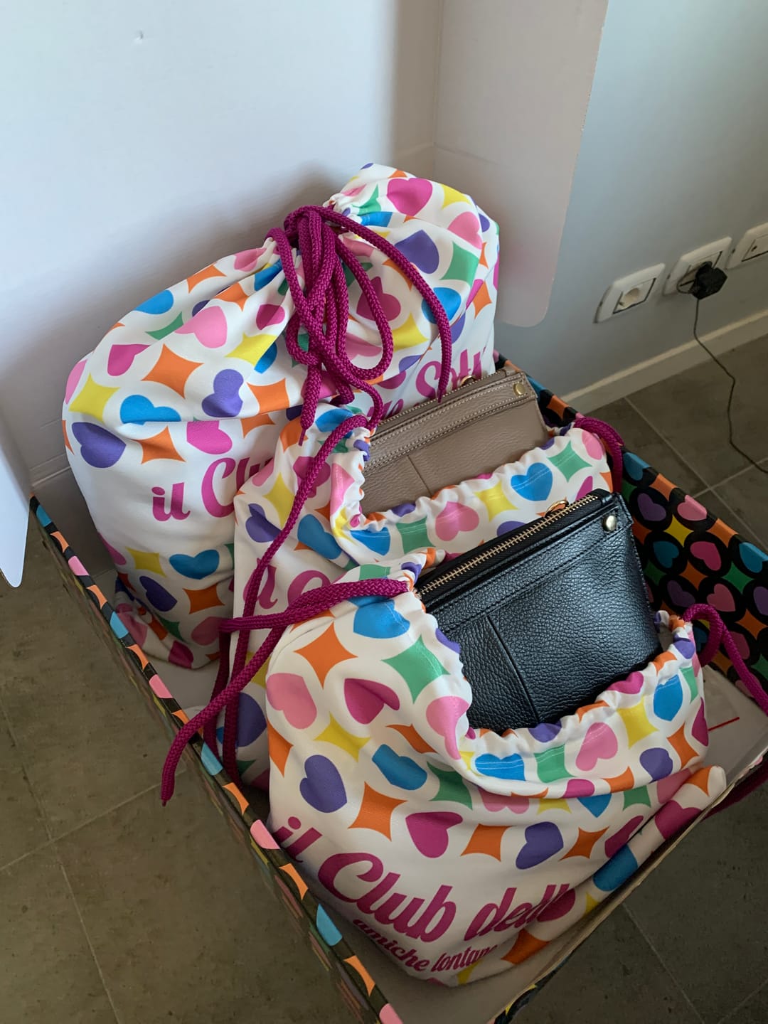 Customer photo review of BORSA SOFY PELLE BLU JEANS