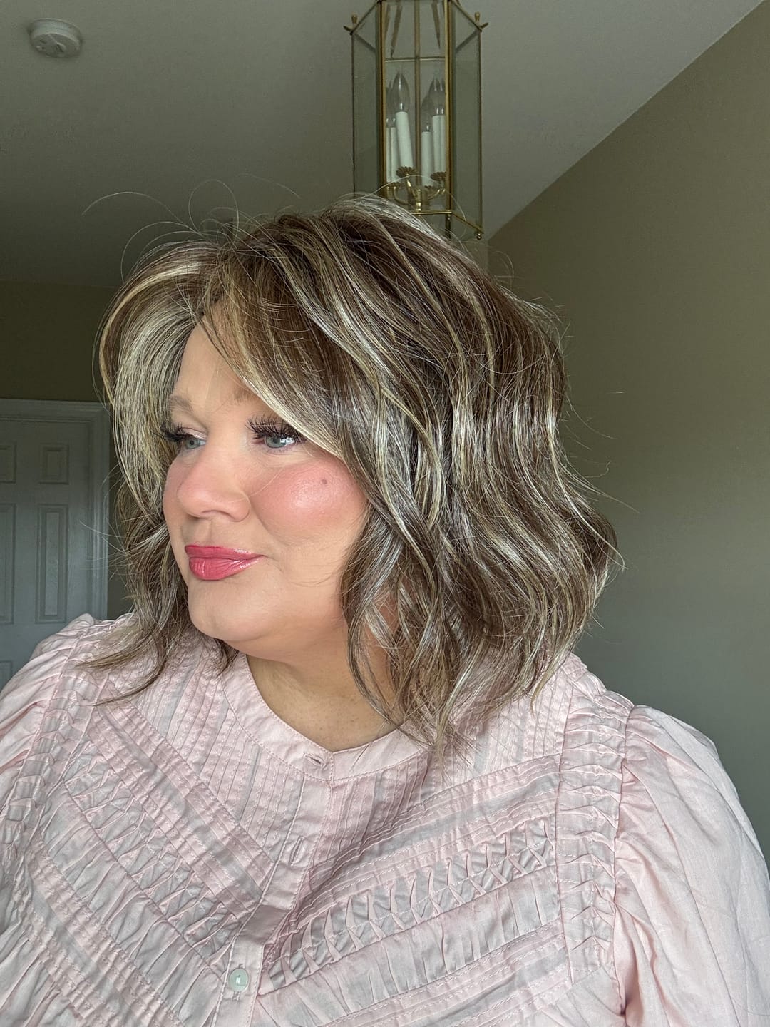 Customer photo review of CROWD CHASER - Frosted Pecan