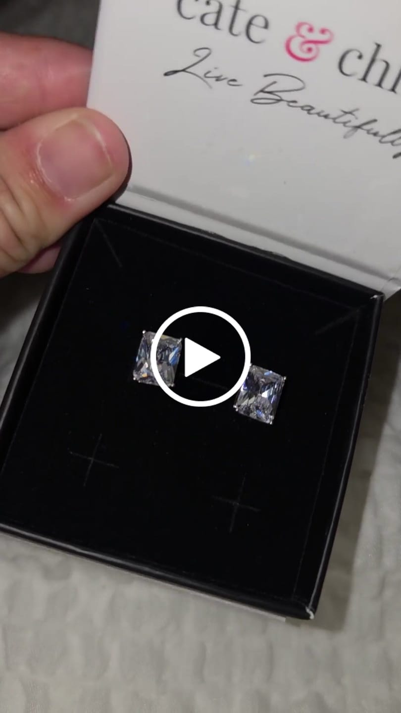 Customer video review of Mia 18k White Gold Plated Sterling Silver Stud Earrings with Simulated Diamond Crystals