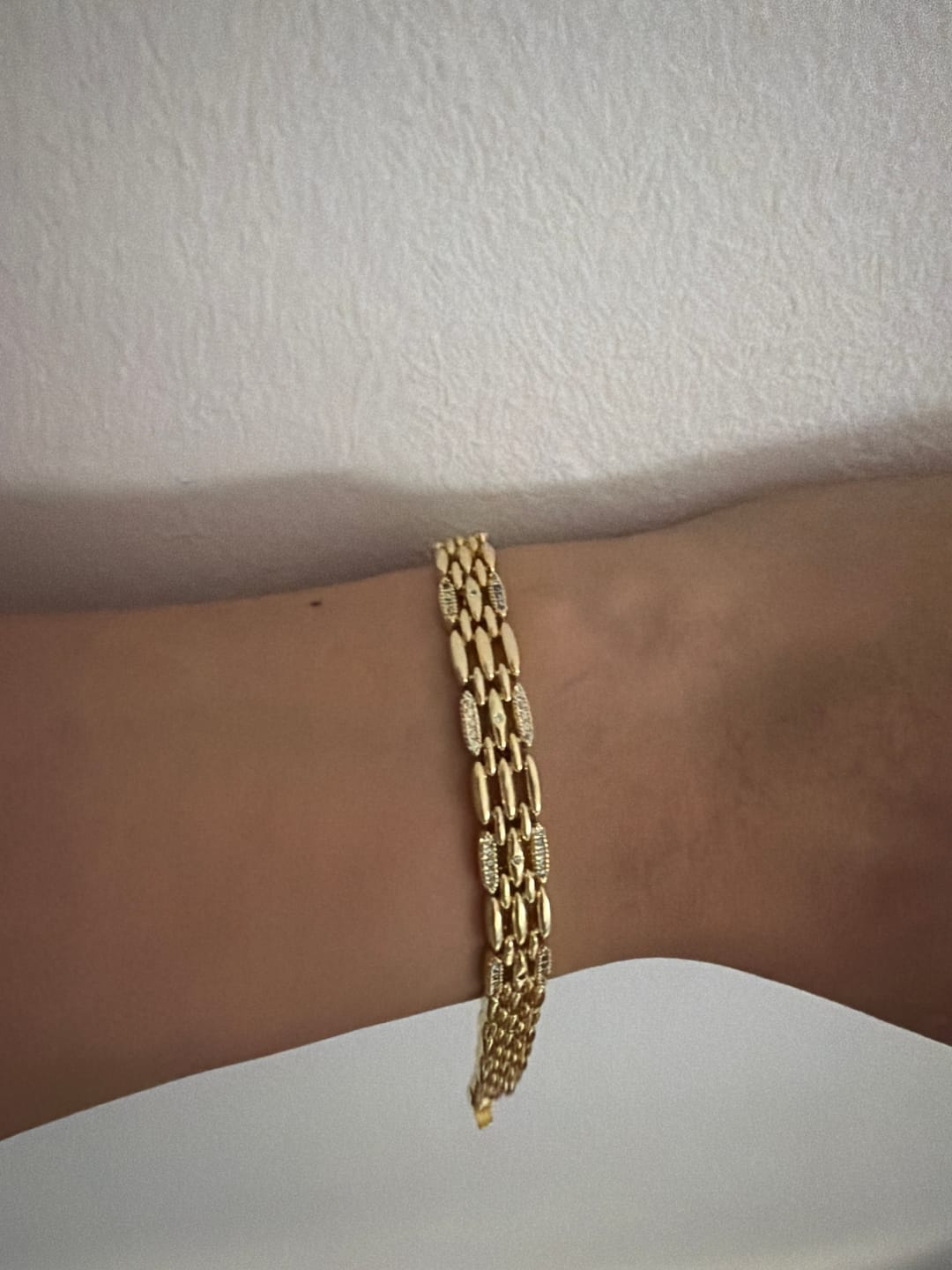 Customer photo review of Armband VIP Hasir Aura -14K vergoldet