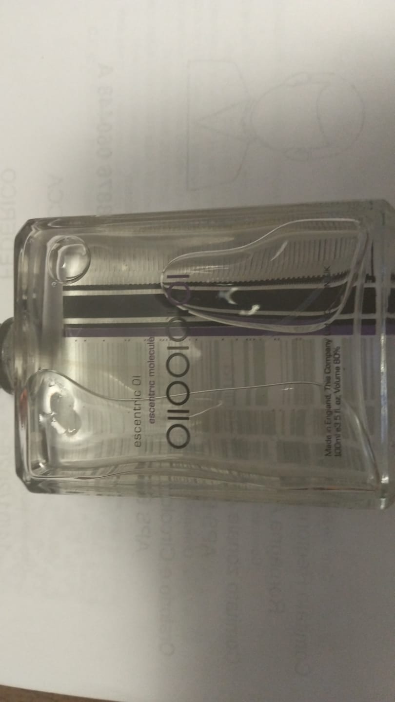 Customer photo review of ESCENTRIC MOLECULES 01 - 100ML Eau de Toilette (Tester)