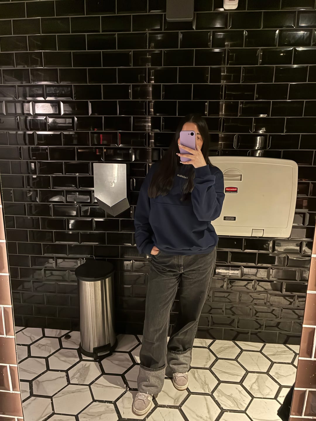 Customer photo review of (PRE-VENTA) POLERÓN HOODIE AZUL MARINO - OVERSIZE CON GORRO LOGO BORDADO