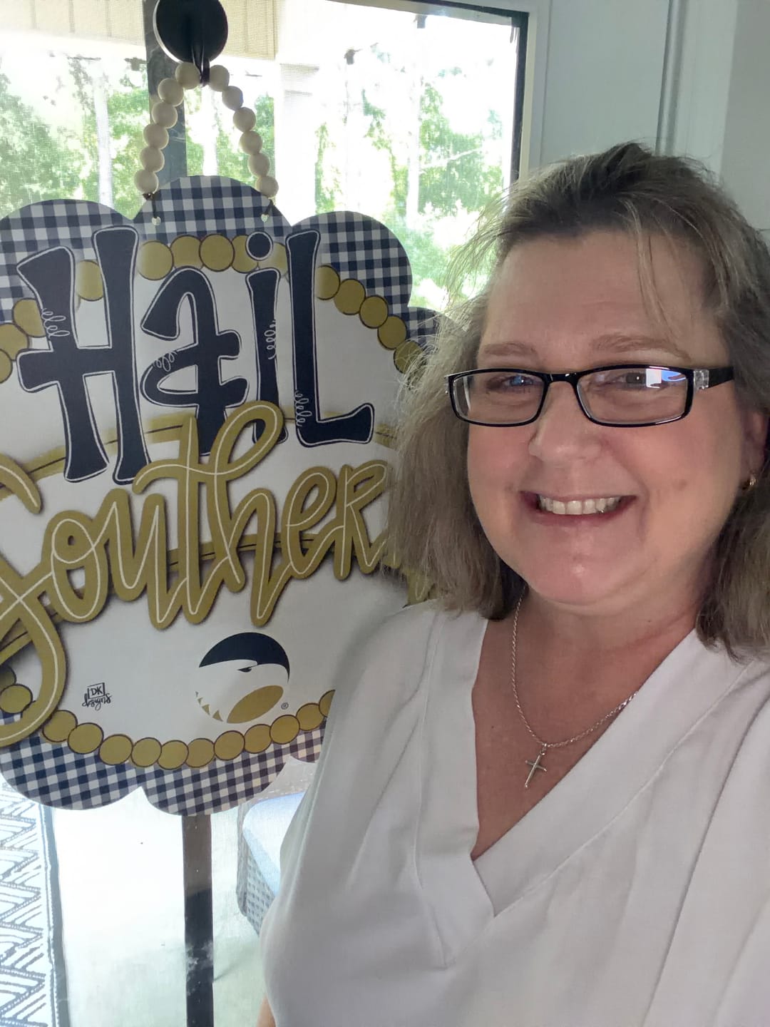 Customer photo review of Hail Southern Scallop Door Hanger