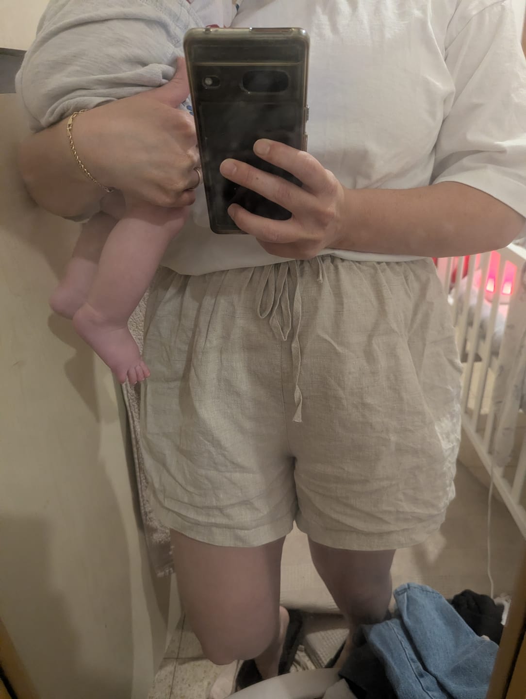 Customer photo review of שורטס פשתן סיישל טבעי