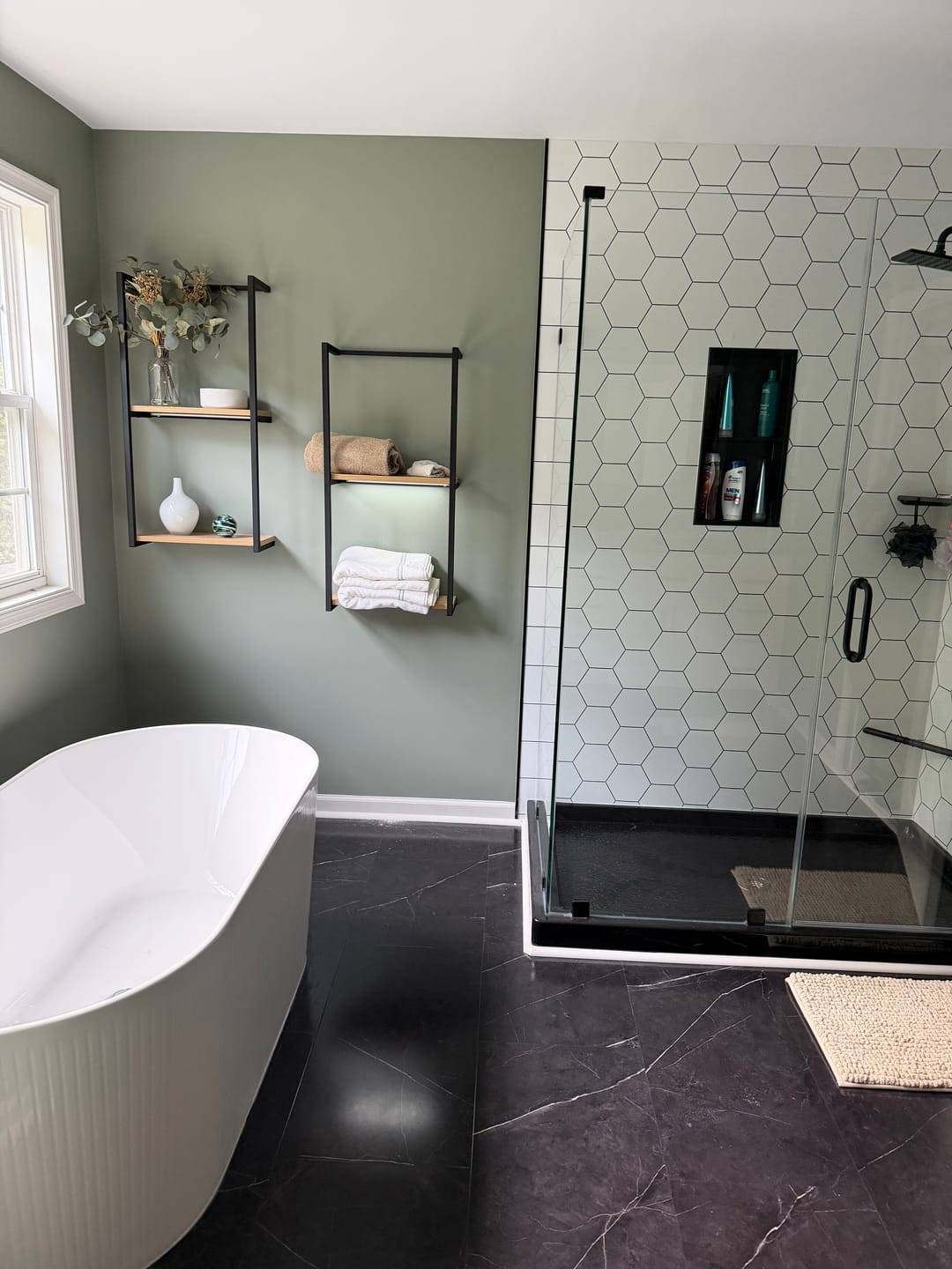 Customer photo review of 2-Tier Bathroom Shelf, Towel Storage for Bathroom