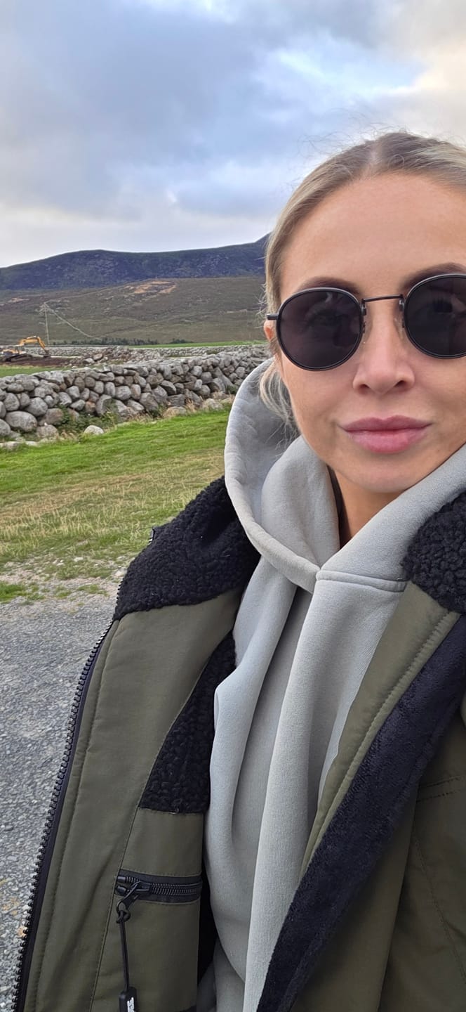 Customer photo review of The Black Edition Cobe Olive Green
