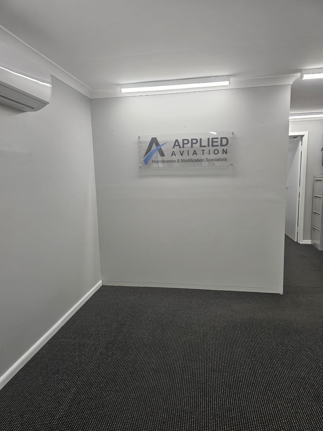 Customer photo review of Custom Design: Applied Aviation