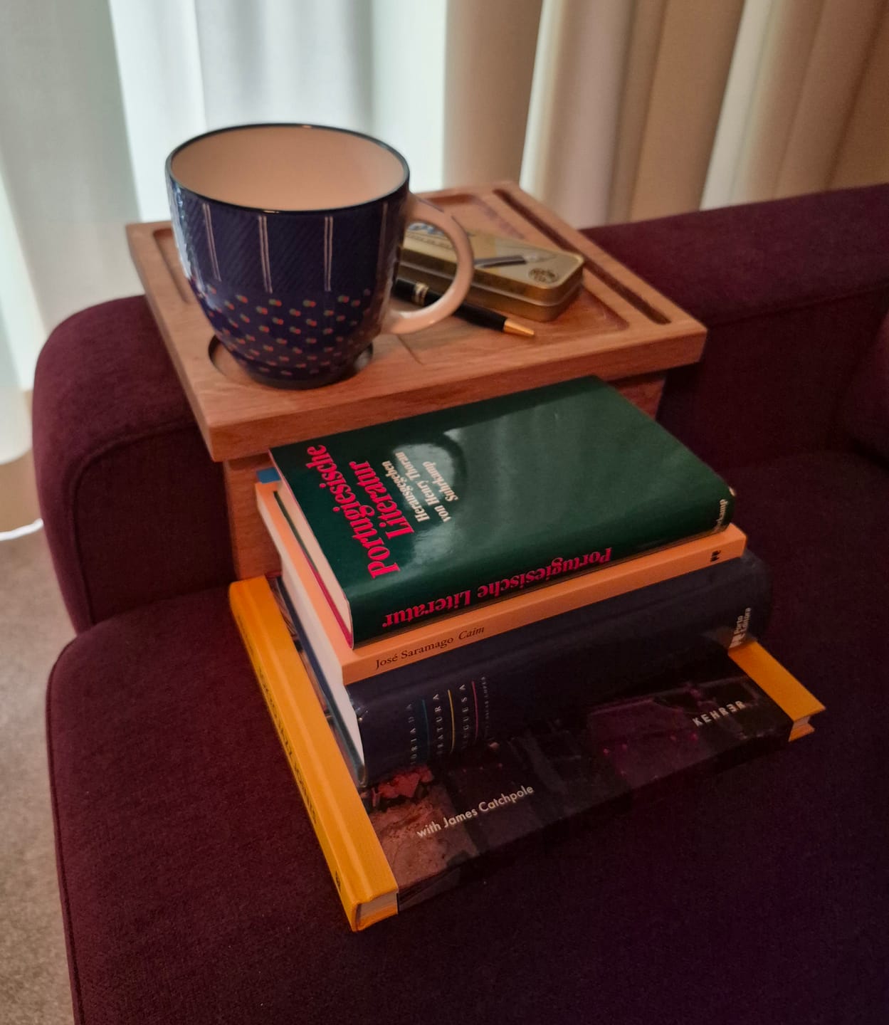 Customer photo review of Sofatablett/ Couchablage Relaxa aus Massivholz Eiche oder Nussbaum