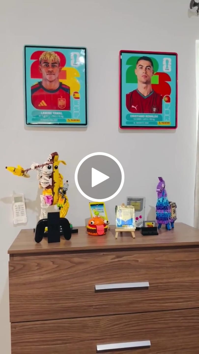 Customer video review of Cristiano Ronaldo - Sticker 2026