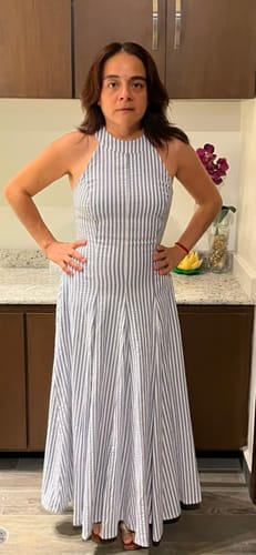 Customer photo review of Nadia Tie-Detail Smocked-Cuff Vestido 723173