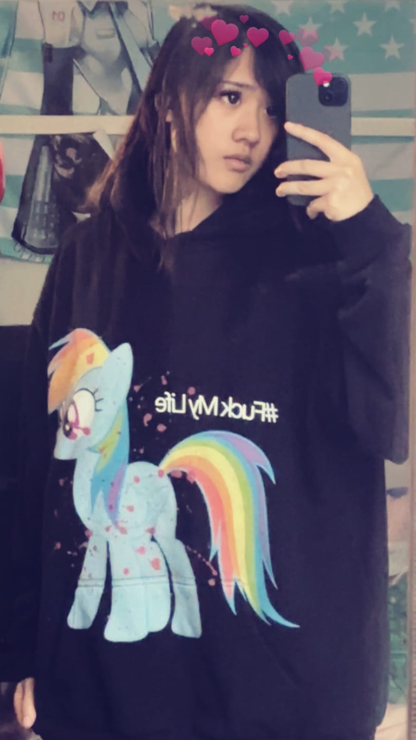 Customer photo review of Pny hoodie 01