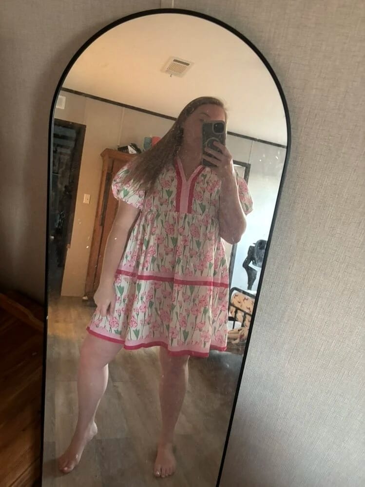 Customer photo review of Women Y2K Babydoll Mini Dresses V Neck Puff Sleeve Short Dress Beach Sundress