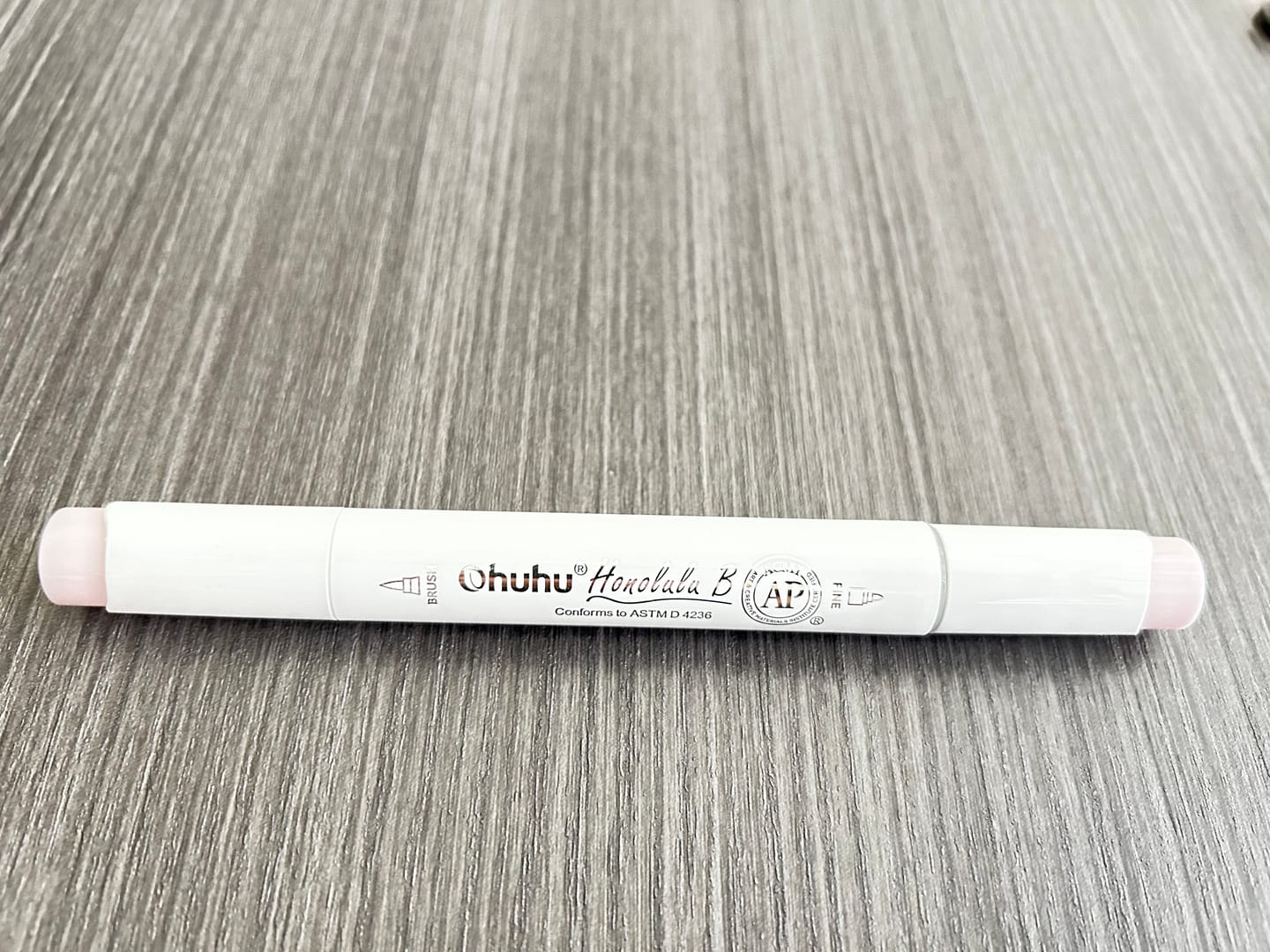 Customer photo review of Ohuhu Honolulu B RV260 / R22 Individual Marker, Brush & Fine