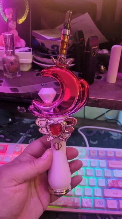 Customer photo review of Luna Wand Cart Battery (Limited Edition)
