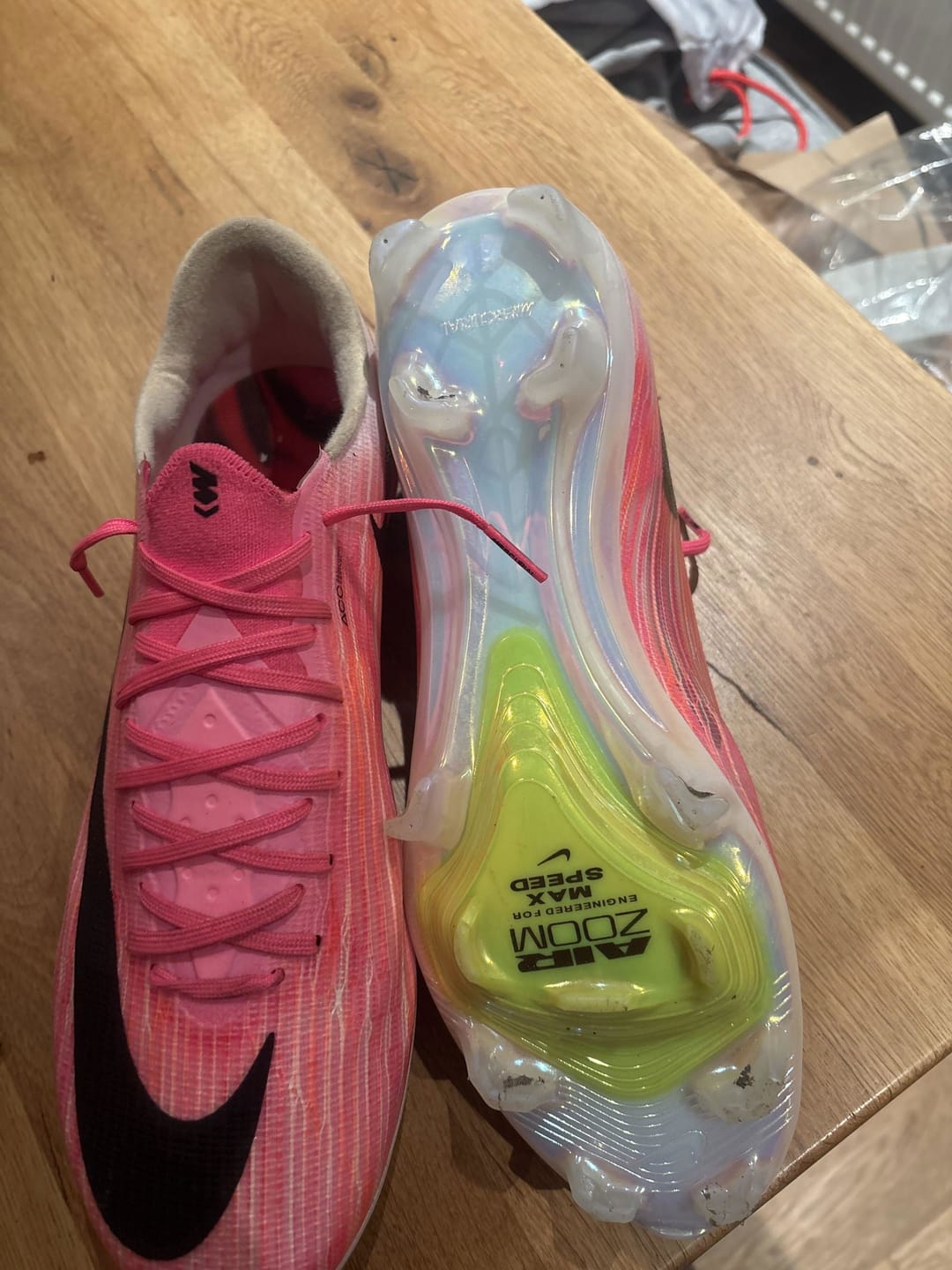 Customer photo review of Phantom 6 Low Elite SG Scary Good