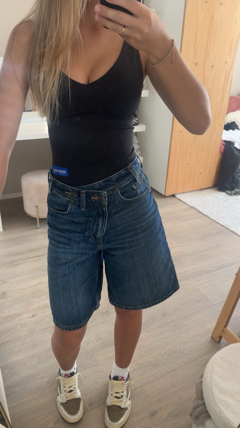 Customer photo review of LABEL BODYSUIT BLACK
