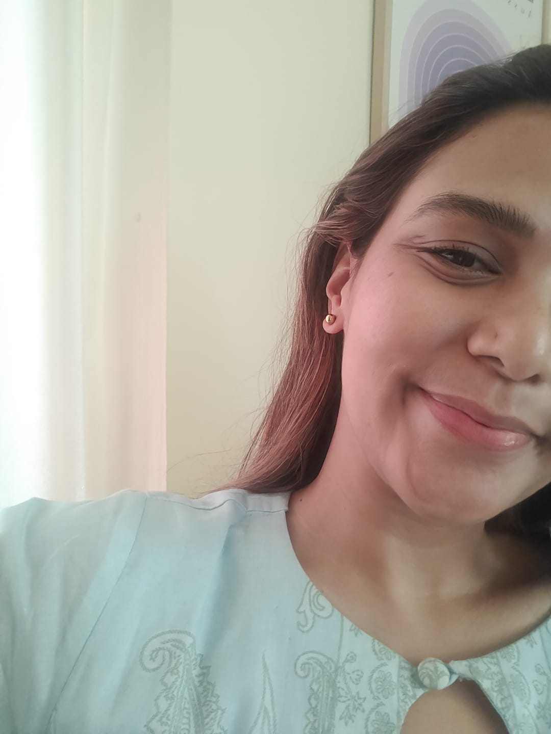 Customer photo review of Plain Ball Stud Earrings