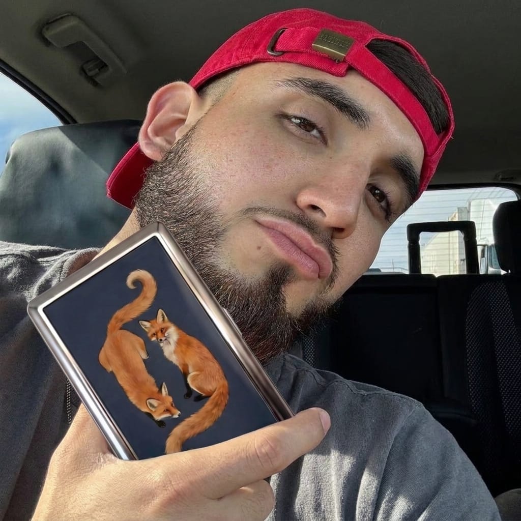 Customer photo review of Patina Tin Cardholder Wallet