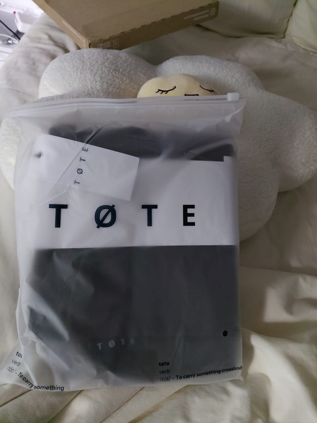Customer photo review of Brown TØTE Bag