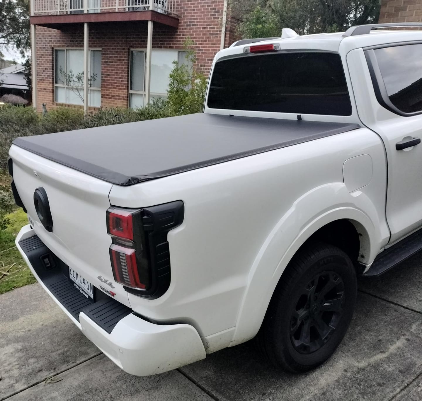 Customer photo review of Soft Roll-Up Clip-On Tonneau Cover for GWM Cannon 2020–2026