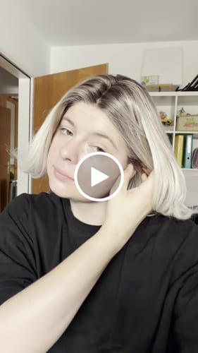 Customer video review of JBEXTENSION 10 Inches Mix Blonde Curly Pre-Cut Arc Snowflake Lace Frontlace Glueless Wig  MELINDA SNOWFLAKE【BENDY EAR TABS】
