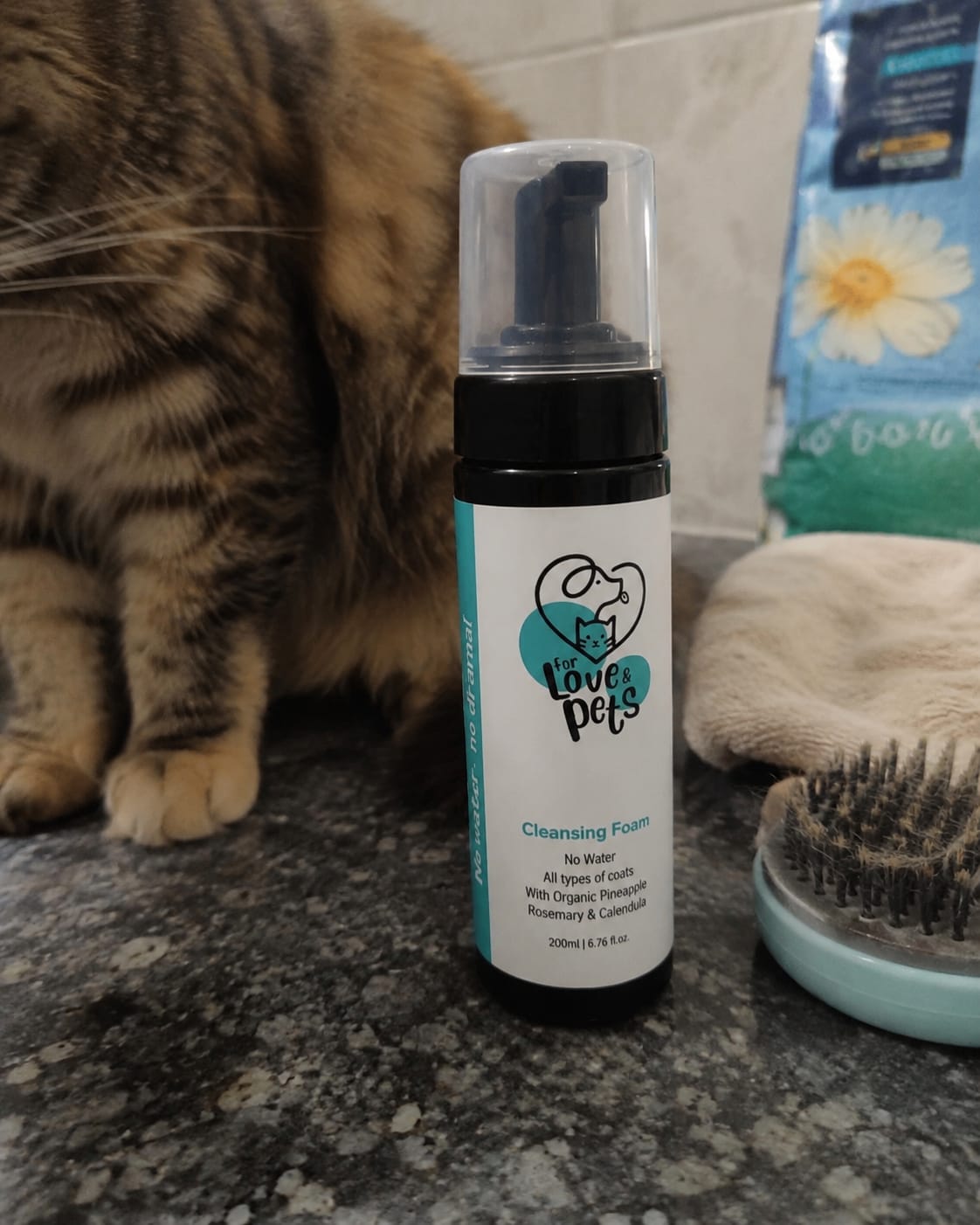 Customer photo review of Αφρός Καθαρισμού Χωρίς Νερό για Σκύλους & Γάτες - Καθαρό Τρίχωμα Χωρίς Μπάνιο