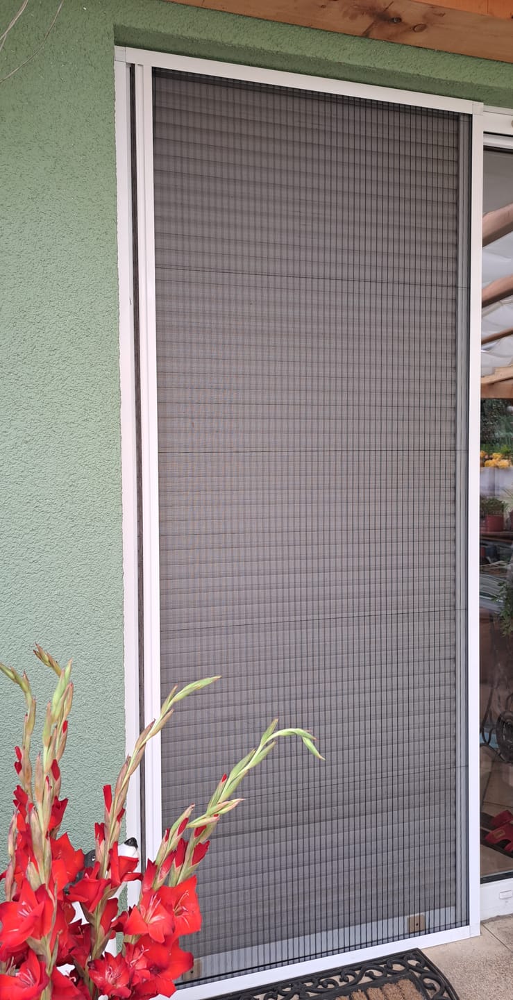 Customer photo review of Fliegengitter zum Schieben - Entwurf: b7CjoCEihyKb2fc4QTm1AAST