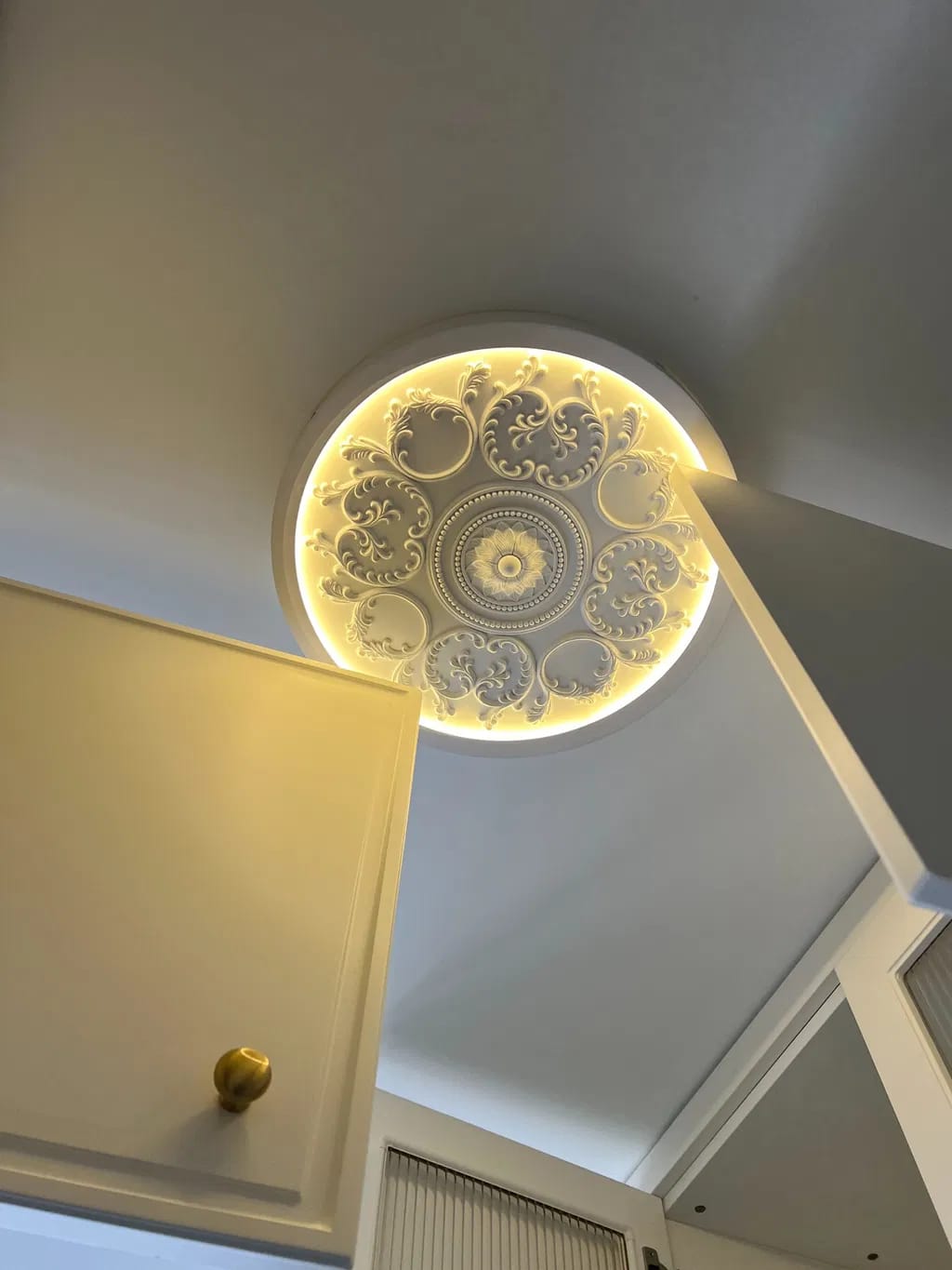 Customer photo review of French Sculptural White Round LED Flush Mount Light