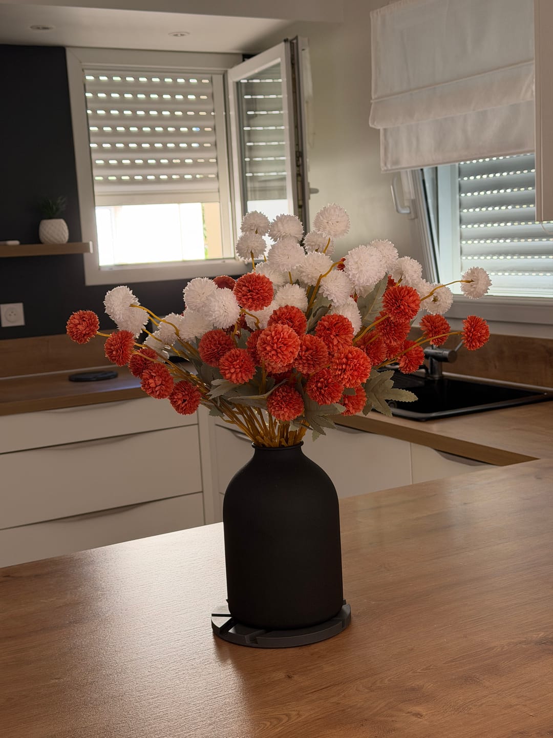 Customer photo review of Fleurs de Kiku - Blanc (20 tiges/ 100 pompons)