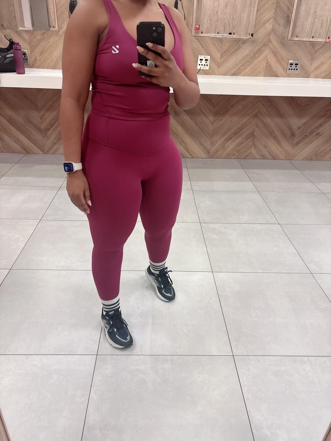 Customer photo review of Adjustable Strap High Impact Sports Bra & Pocket Leggings Set