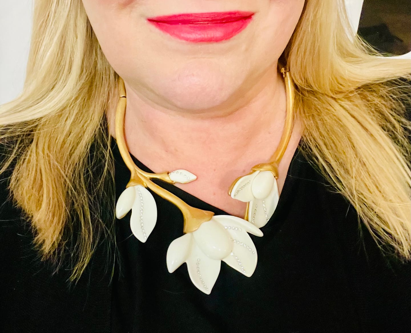 Customer photo review of Blooming Magnolia Retro Flower Necklace