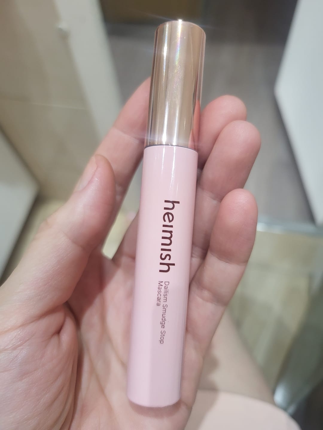 Customer photo review of Pagarinoša skropstu tuša Heimish Dailism Smudge Stop Mascara