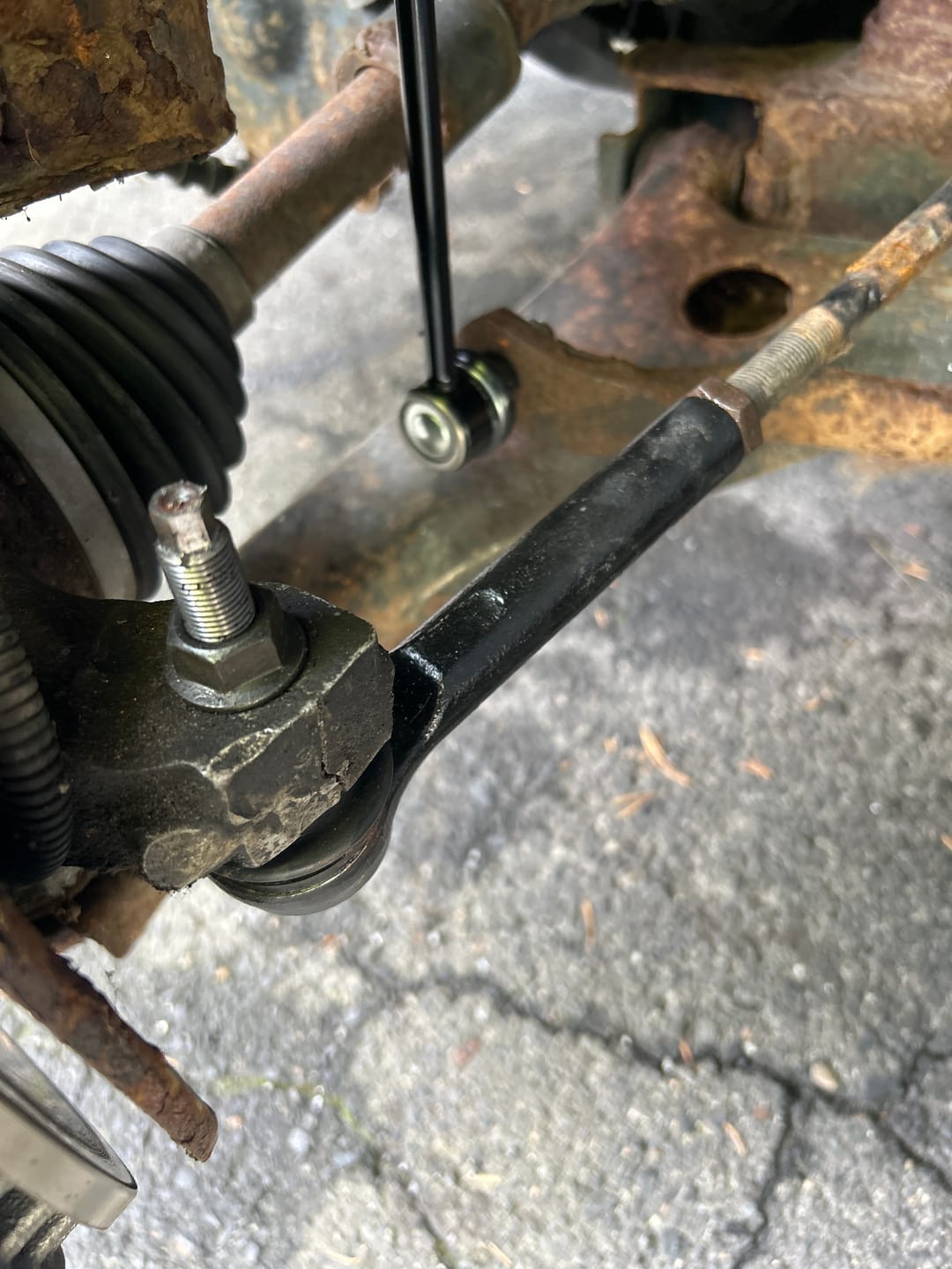 Customer photo review of Front Outer Tie Rod End Pair For Dodge Grand Caravan Chrysler Town & Country Ram C/V KTR-104660
