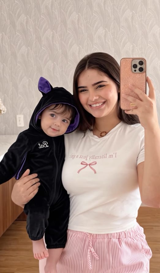 Customer photo review of Disfraz de murciélago bebé para Halloween