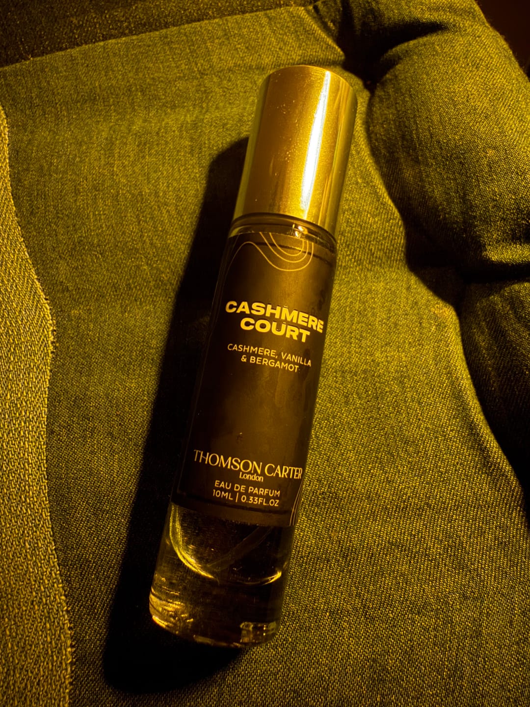 Customer photo review of Cashmere Court | Eau de Parfum