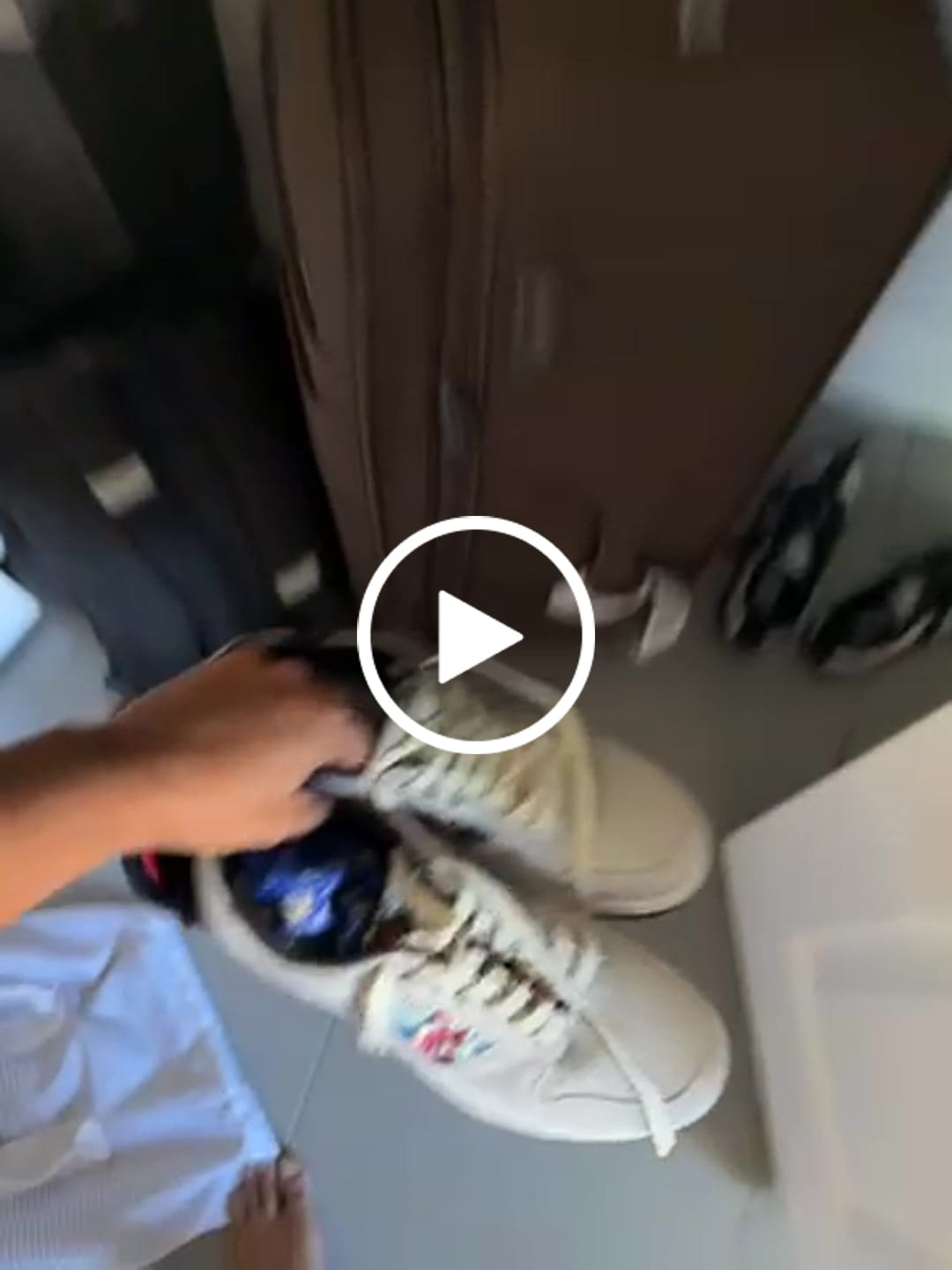 Customer video review of Dunhuang Mythos Sneakers